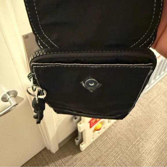 Kipling Black mini cross body bag - Picture 4 of 7